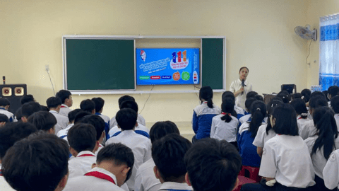 Truyền Thông Tư Vấn Sức Khỏe Sinh Sản Vị Thành Niên Tại Trường THCS Đào Duy Từ
