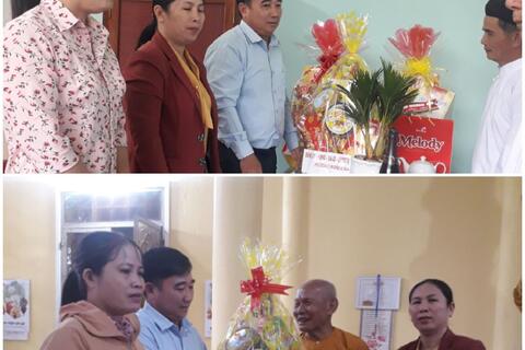 Lãnh đạo Đảng uỷ, UBND, UBMTTQ Việt Nam các ngành đoàn thể phường Hoài Hảo đến thăm, chúc Tết các tổ chức tôn giáo trên địa bàn